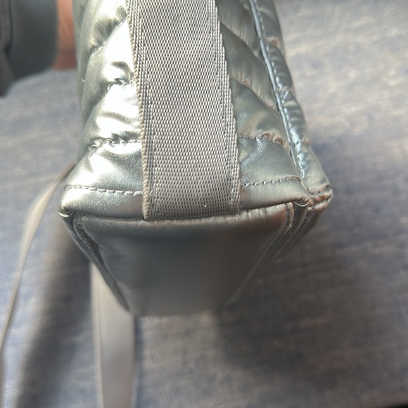 Dagne Dover Micah Crossbody in metallic silver - Picture 11 of 11